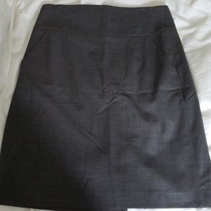 Banana Republic gray pencil skirt sz 6